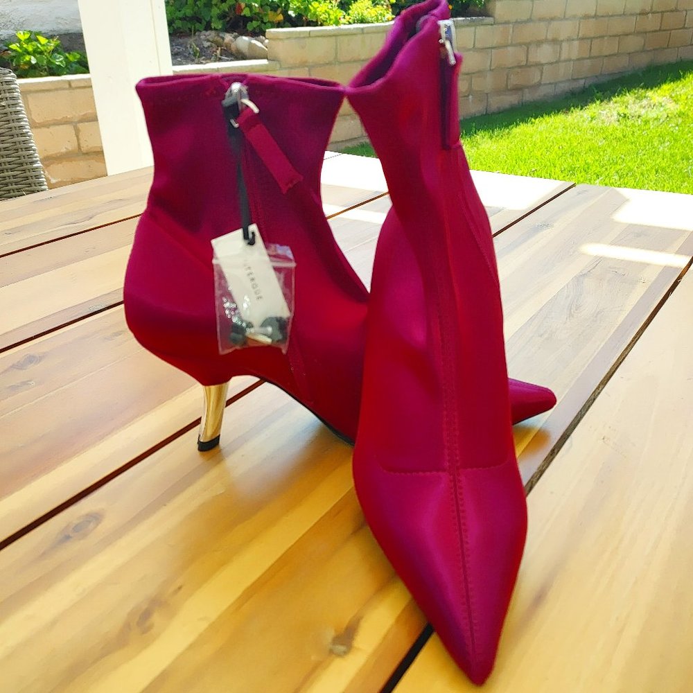 New Zara Uterque Fuchsia Ankle Heart Shape Heel Satin Boots. 37  6.5-7